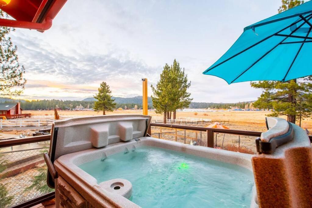 Lake Time Villa New Luxury With Hot Tub 빅 베어 레이크 외부 사진